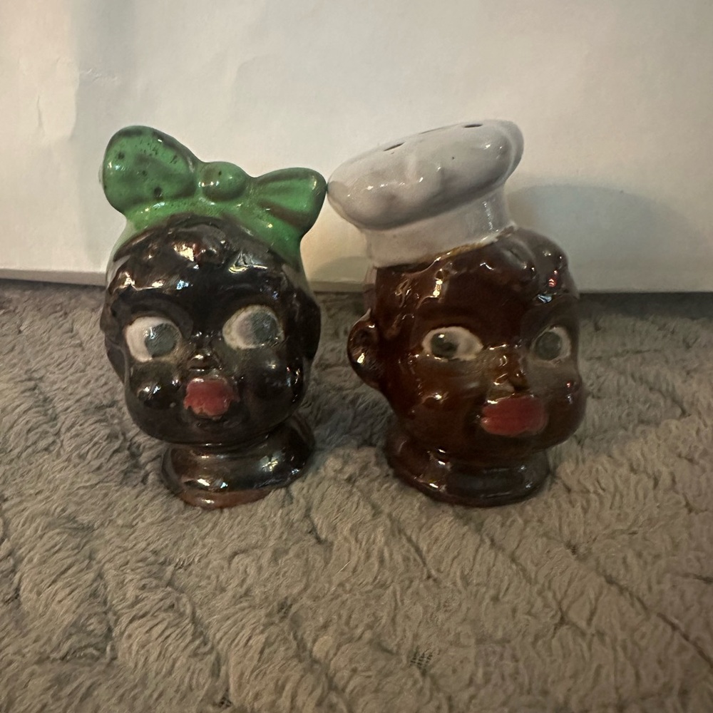 Source Unknown Ceramic Shaker Set with Green and Brown Accents